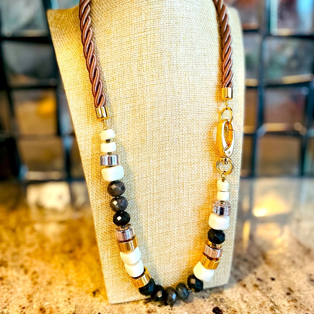 Stella & Dot Graceful Nomad Necklace